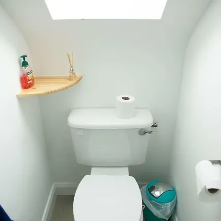 بيت ضيافة Sailing'S Island Rooms